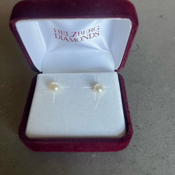 Helzberg Diamonds Jewelry - 14k real pearl earrings with solid gold posts